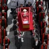 Foto Vatican Media/LaPresse
23-04-2025 Citta’ del Vaticano, Vaticano
Traslazione della Bara del Romano Pontefice Francesco nella Basilica Vaticana 
Cronaca
Nella foto : la bara di Papa Francesco

DISTRIBUTION FREE OF CHARGE – NOT FOR SALE