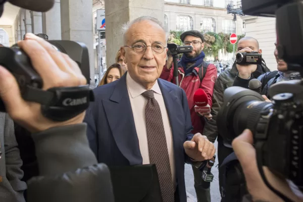 Crollo borse, il finanziere Micheli: “Peggio di Lehman Brothers ma l’Ue risponda compatta, presentarsi da soli alla Casa Bianca sarebbe drammatico”