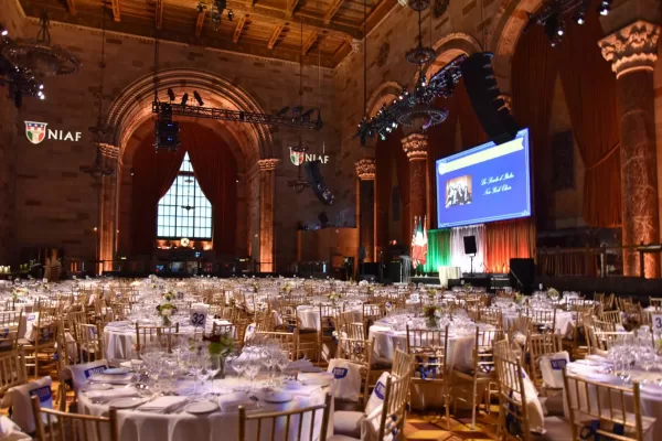 Gli italiani a New York in attesa di Meloni: “Troppa confusione da Trump, qui scene da Blade Runner” Gli italiani a New York in attesa di Meloni: “Troppa confusione da Trump, qui scene da Blade Runner”