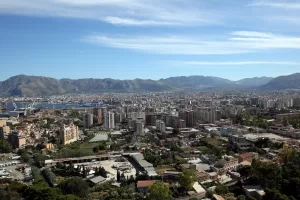 VISTA PANORAMICA DAL MONTE PELLEGRINO
CITTA DI PALERMO VISTA PANORAMICA DAL MONTE PELLEGRINO
CITTA DI PALERMO