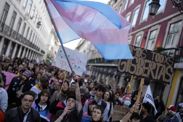 Le persone trans non sono state cancellate dalla sentenza della Corte Suprema inglese. E la sinistra razionale può creare un dialogo