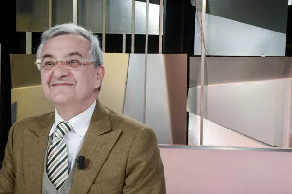 FRANCESCO SISCI SINOLOGO AUTORE E EDITORIALISTA FRANCESCO SISCI SINOLOGO AUTORE E EDITORIALISTA