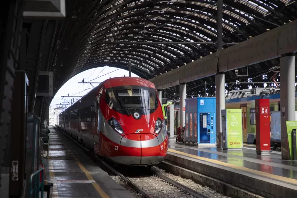 La seconda giovinezza dei Treni in Italia parla straniero e riparte dagli intercity
