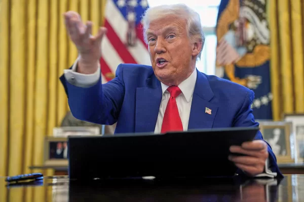 Torna lo spettro di una guerra delle valute. Trump: “Nessuno si salva dai dazi americani”