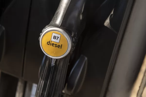 Foto LaPresse/Nicolò Campo 
2/01/2019 Torino (Italia) 
Cronaca
Benzinai
Nella foto: una pompa da benzina diesel

Photo LaPresse/Nicolò Campo 
January 02, 2019 Turin (Italy) 
News
Petrol stations
In the picture: a diesel petrol pump