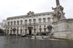 Terzo mandato, le motivazioni della Corte Costituzionale sul divieto: un argine alla concentrazione personalistica del potere