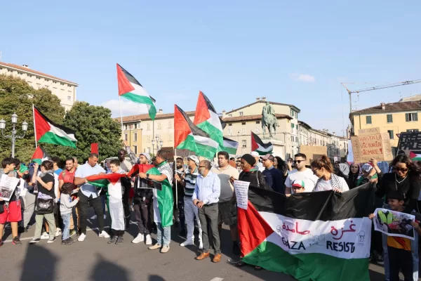 Imboscata ai danni di Tajani all’Università di Brescia. L’eco di Rachele Scarpa e il punto sulle manifestazioni romane
