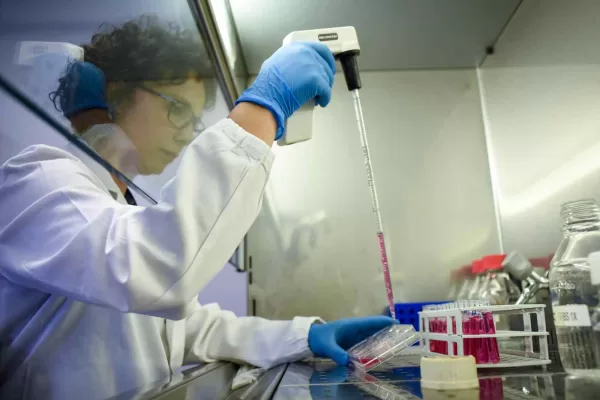 Parkinson, la rivoluzione dell’Intelligenza Artificiale per diagnosticare e gestire la malattia Parkinson, la rivoluzione dell’Intelligenza Artificiale per diagnosticare e gestire la malattia