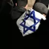 La deriva dell’Occidente da Israele: l’antisemitismo dilaga, si impossessa delle università, delle scuole, delle strade