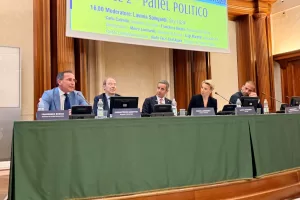 Disinformazione, il confronto sugli agenti di influenza con Lombardo, Calenda, Ceccanti e Terzi. Il Riformista coordina il panel media