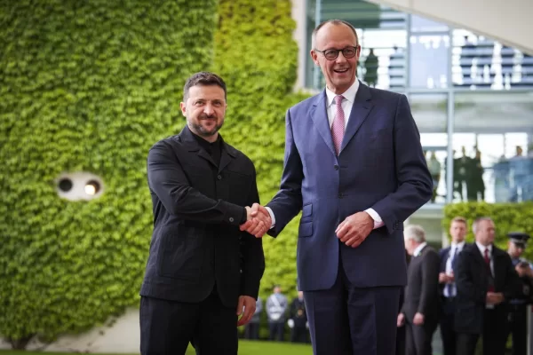 VOLODYMYR ZELENSKY PRESIDENTE UCRAINA, JOACHIM FRIEDRICH MARTIN JOSEPH MERZ CANCELLIERE TEDESCO VOLODYMYR ZELENSKY PRESIDENTE UCRAINA, JOACHIM FRIEDRICH MARTIN JOSEPH MERZ CANCELLIERE TEDESCO