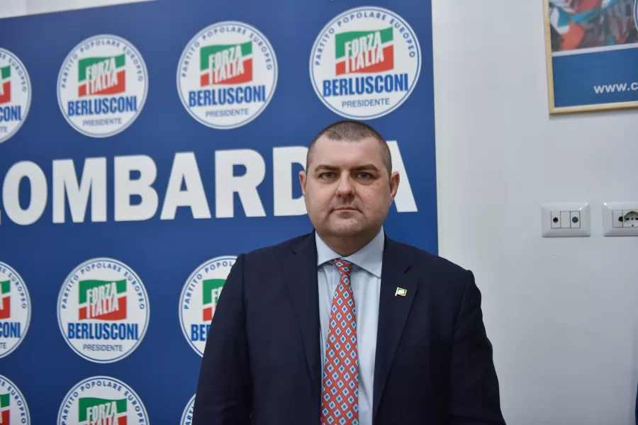 Forza Italia apre ad Azione, Sorte: “Calenda venga nel centrodestra a Milano. Terzo Polo? In 30 anni hanno provato a farlo tutti”