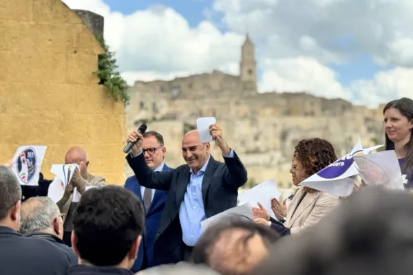 Elezioni Matera: la città-laboratorio dove un pezzo di Forza Italia, centristi e Pd corrono insieme Elezioni Matera: la città-laboratorio dove un pezzo di Forza Italia, centristi e Pd corrono insieme