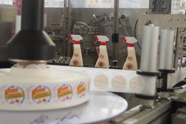 Lo sgrassatore Chanteclair conquista la Cina: il caso italiano del prodotto venduto online e grazie al passaparola