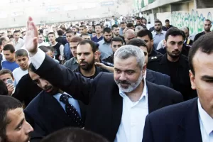 ©UPI/Lapresse
12/10/2007 Gaza
Estero
Ismail Haniyeh, leader Hamasaluta i suoi sostenitori
nella foto: Ismail Haniyeh ©UPI/Lapresse
12/10/2007 Gaza
Estero
Ismail Haniyeh, leader Hamasaluta i suoi sostenitori
nella foto: Ismail Haniyeh