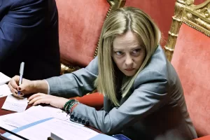 5% del Pil destinato alla Difesa: Meloni ha poche alternative. Dove taglierà?