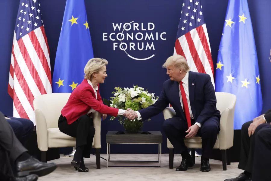 UE-Usa, proposta di tregua: von der Leyen pronta ad accettare dazi al 10%