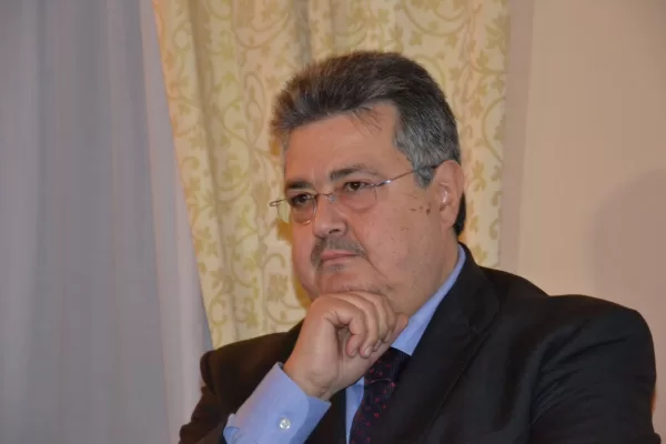 La storie di Diritto&Rovescio di Aldo Balestra diventano un libro La storie di Diritto&Rovescio di Aldo Balestra diventano un libro