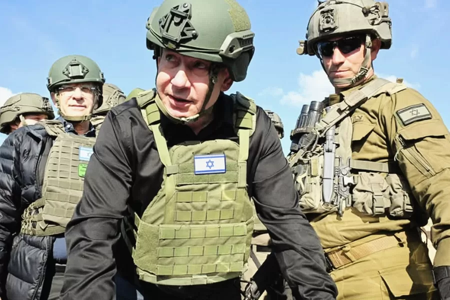 Netanyahu ci costringe alla chiarezza delle scelte. Il bla bla inconcludente dei politici nostrani