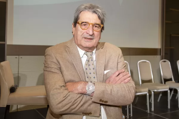 GIORGIO ARFARAS, ECONIMISTA