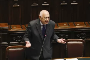 Riforma Giustizia, le opposizioni temono la deriva “governativa” dei pm. Tra autonomia e responsabilità Riforma Giustizia, le opposizioni temono la deriva “governativa” dei pm. Tra autonomia e responsabilità