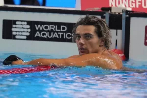 Ceccon d’argento nei 100 dorso, oro a Coetze: “Ero venuto qua per vincere, in gara non lo vedevo”