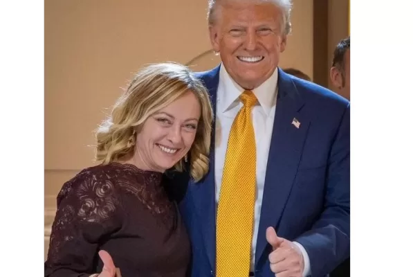 La Speranza di una buona comunicazione, il post muto dell’ex ministro per festeggiare Meloni, Trump e i dazi…