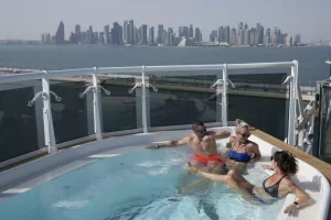 Dentro la nave Msc World Europa: l’area zen, il salone di bellezza e i 13 ristoranti. Nata con i Mondiali in Qatar