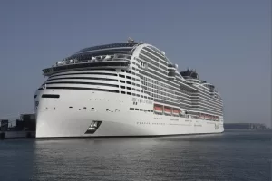 Dentro la nave Msc World Europa: l’area zen, il salone di bellezza e i 13 ristoranti. Nata con i Mondiali in Qatar