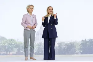 Pnrr, l’Italia non spenderà 120 miliardi. Ora il governo deve trattare una soluzione con l’Unione Europea