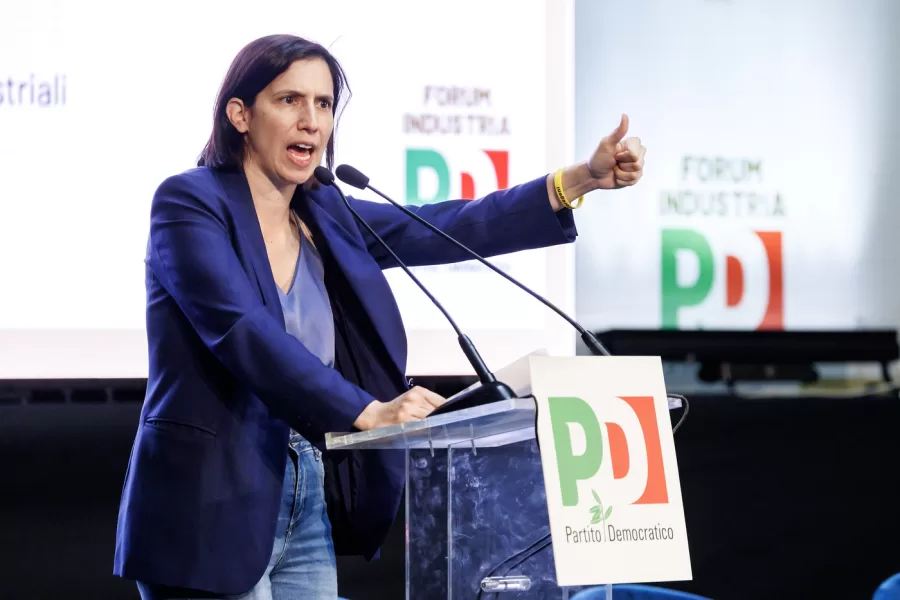 Elly Schlein durante la Conferenza nazionale del Partito democratico sulle politiche industriali, Roma, Venerdì 11 Luglio 2025 (Foto Roberto Monaldo / LaPresse) 

Elly Schlein during the National conference of the Democratic party on industrial policies, Rome, Friday, July 11, 2025 (Photo by Roberto Monaldo / LaPresse)