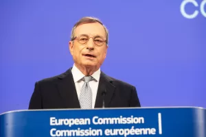 Federalismo pragmatico, un italiano su due è con Draghi. L’idea per uscire dalla trappola dell’unanimità Federalismo pragmatico, un italiano su due è con Draghi. L’idea per uscire dalla trappola dell’unanimità