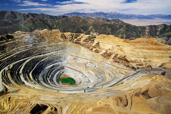 Minerali critici, altro che Groenlandia: gli USA hanno già tutto il necessario ma lo gettano nei rifiuti. Lo studio della rivista ‘Science’