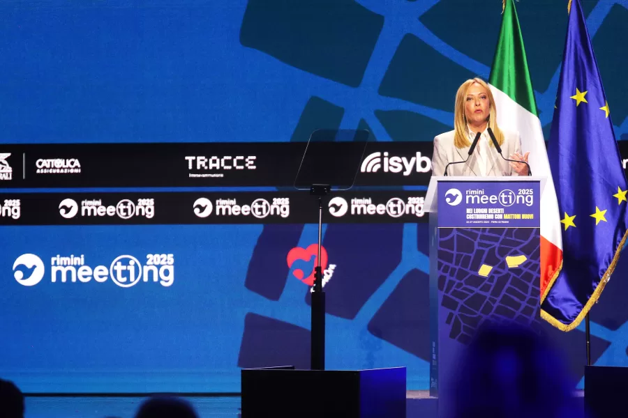 Il Presidente del Consiglio Giorgia Meloni interviene al Meeting di Rimini, Italia – 27 agosto 2025 – Politica (foto di Davide Gennari/LaPresse)
Prime Minister Giorgia Meloni speaks at the Rimini Meeting, Italy – August 27, 2025 – Politics (photo by Davide Gennari/LaPresse)