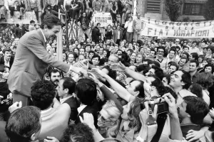 Giurare fedeltà agli ideali della propria gioventù, l’inerzia della sinistra che non fa i conti col mondo che cambia Giurare fedeltà agli ideali della propria gioventù, l’inerzia della sinistra che non fa i conti col mondo che cambia