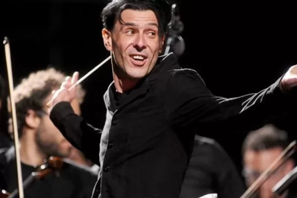 Ezio Bosso, quando una sinfonia riesce a liberarci da ogni dolore: con la sua bacchetta resuscitava i grandi artisti del passato