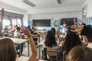 Scuola, arrivano le multe in caso di aggressione. E quell’esamino di riparazione in caso di 6 in condotta fa riflettere