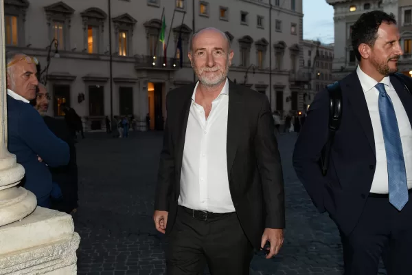 Roberto Arditti: “L’hard power decide il futuro del mondo, chi controlla l’estrazione e la lavorazione dei materiali strategici controlla la storia”