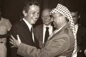 Il Pci e la narrazione distorta, tra socialismo reale e cori pro-Pal la realtà non era come sembrava Il Pci e la narrazione distorta, tra socialismo reale e cori pro-Pal la realtà non era come sembrava