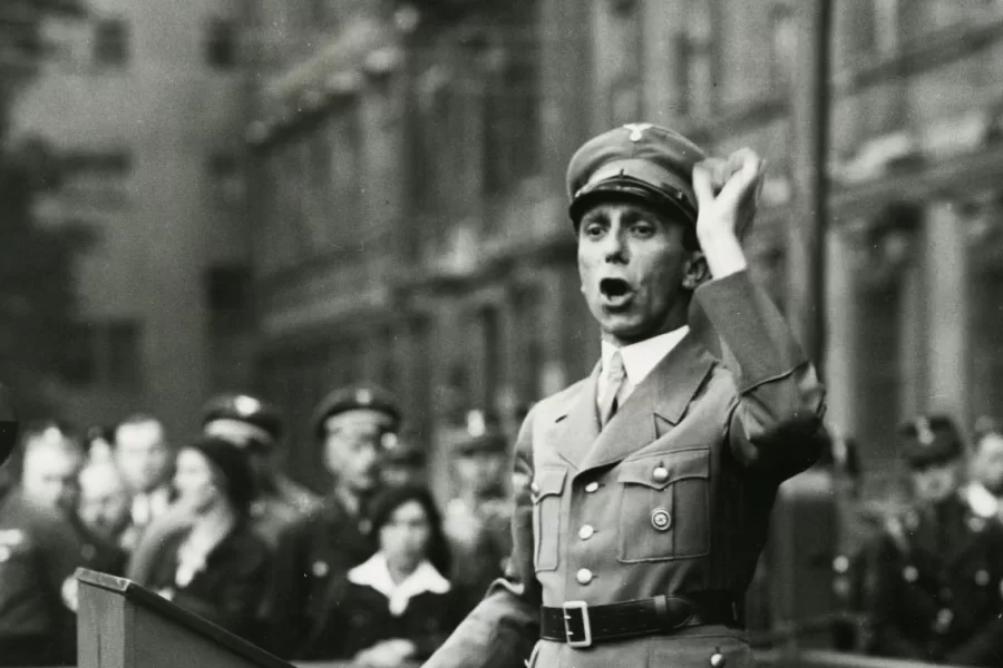 Hamas e l’Iran hanno ripreso quel “vasto programma” di Hitler di cancellare gli ebrei e conquistare il mondo