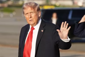 Trump sull’Ucraina ha un’idea fissa: liberarsene. E Kiev rischia di perdere 130mila km² di territorio Trump sull’Ucraina ha un’idea fissa: liberarsene. E Kiev rischia di perdere 130mila km² di territorio