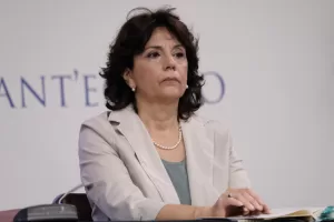 Regionali Calabria, Alfieri: “Di Cesare? Parole imbarazzanti e provocatorie. La sinistra doveva impedirne la candidatura. E anni fa distrusse l’identità culturale di Heidegger” Regionali Calabria, Alfieri: “Di Cesare? Parole imbarazzanti e provocatorie. La sinistra doveva impedirne la candidatura. E anni fa distrusse l’identità culturale di Heidegger”