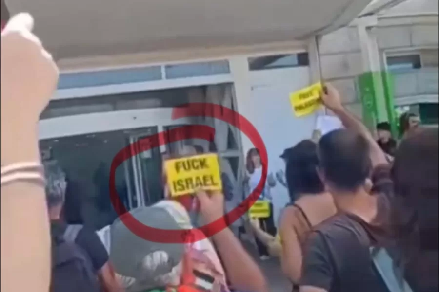 Olbia, caccia al turista israeliano: dopotutto era “un sit in pacifico”