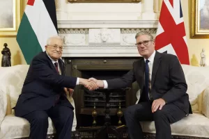 MAHMOUD ABBAS ABU MAZEN PRESIDENTE DELLA PALESTINA, KEIR STARMER PRIMO MINISTRO INGLESE
