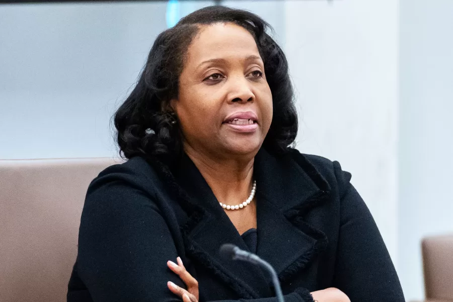 “You’re fired”, Trump prova a licenziare Cook, la governatrice della Fed. Avrebbe mentito per la richiesta del mutuo