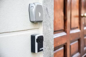 Affitti alle stelle e mutui proibitivi: come fa un giovane a comprare casa? L’estero come al solito ci sorpassa