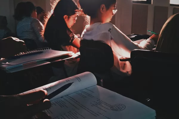 Milano piace ai giovani universitari. Exploit di domande alla Bocconi: aumenta il numero di matricole