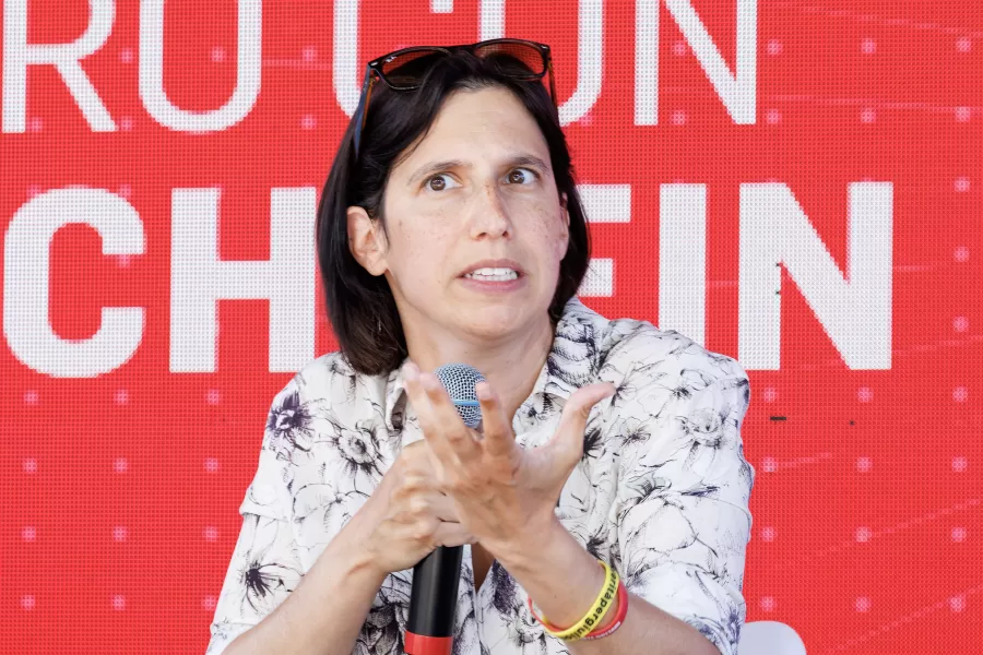 La segretaria del Partito democratico Elly Schlein durante la festa de Il Fatto Quotidiano, Roma, Sabato 13 Settembre 2025 (Foto Roberto Monaldo / LaPresse) 

Secretary of the Democratic party Elly Schlein during the event organized by Il Fatto Quotidiano newspaper, Rome, Saturday, September 13, 2025 (Photo by Roberto Monaldo / LaPresse)