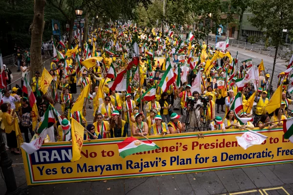 Supporters of Maryam Rajavi, the president-elect of the National Council of Resistance of Iran, rally outside the U.N. headquarters for the second day to call for regime change by the Iranian people, reject the monarchy and denounce the president Masoud Pezeshkian in New York, Wednesday, Sept. 24, 2025. (AP Photo/Angelina Katsanis) 


Associated Press / Laresse
Only italy and spain