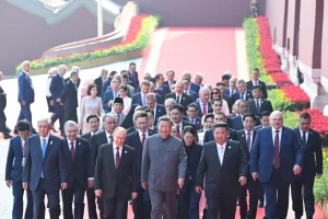 La parata in Cina, la passerella di Xi, Putin, Kim e dei leader alternativi al sistema di governance globale: altro che asse del caos